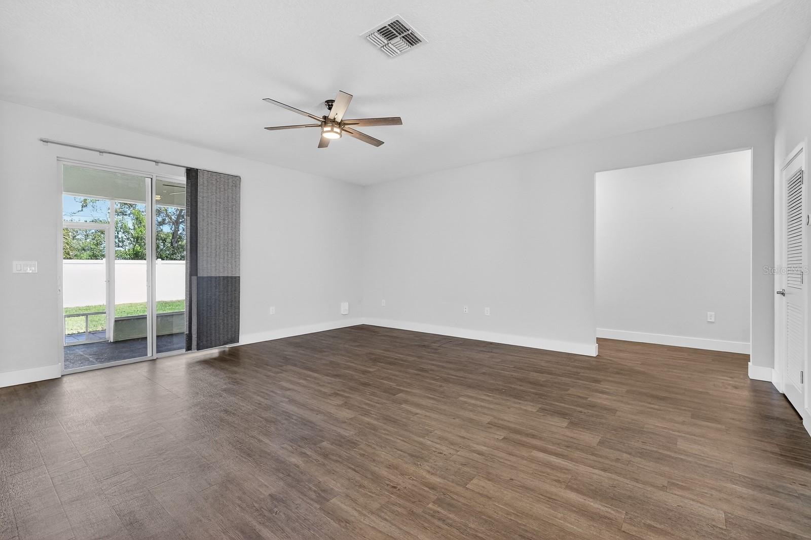 Image 5 of 48 For 98 Bud Hollow Drive