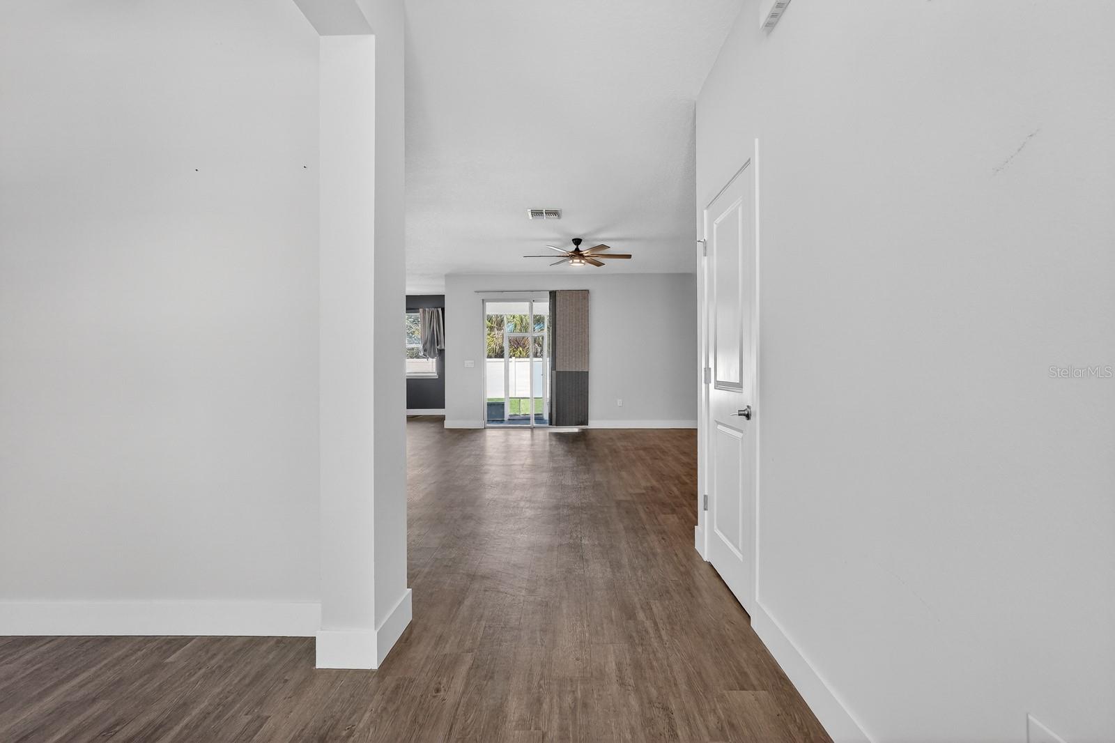 Image 9 of 48 For 98 Bud Hollow Drive