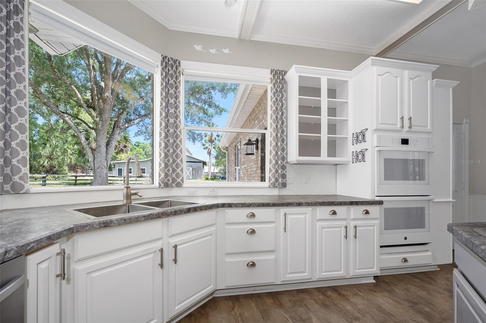 Image 13 of 62 For 2380 Narrow Way