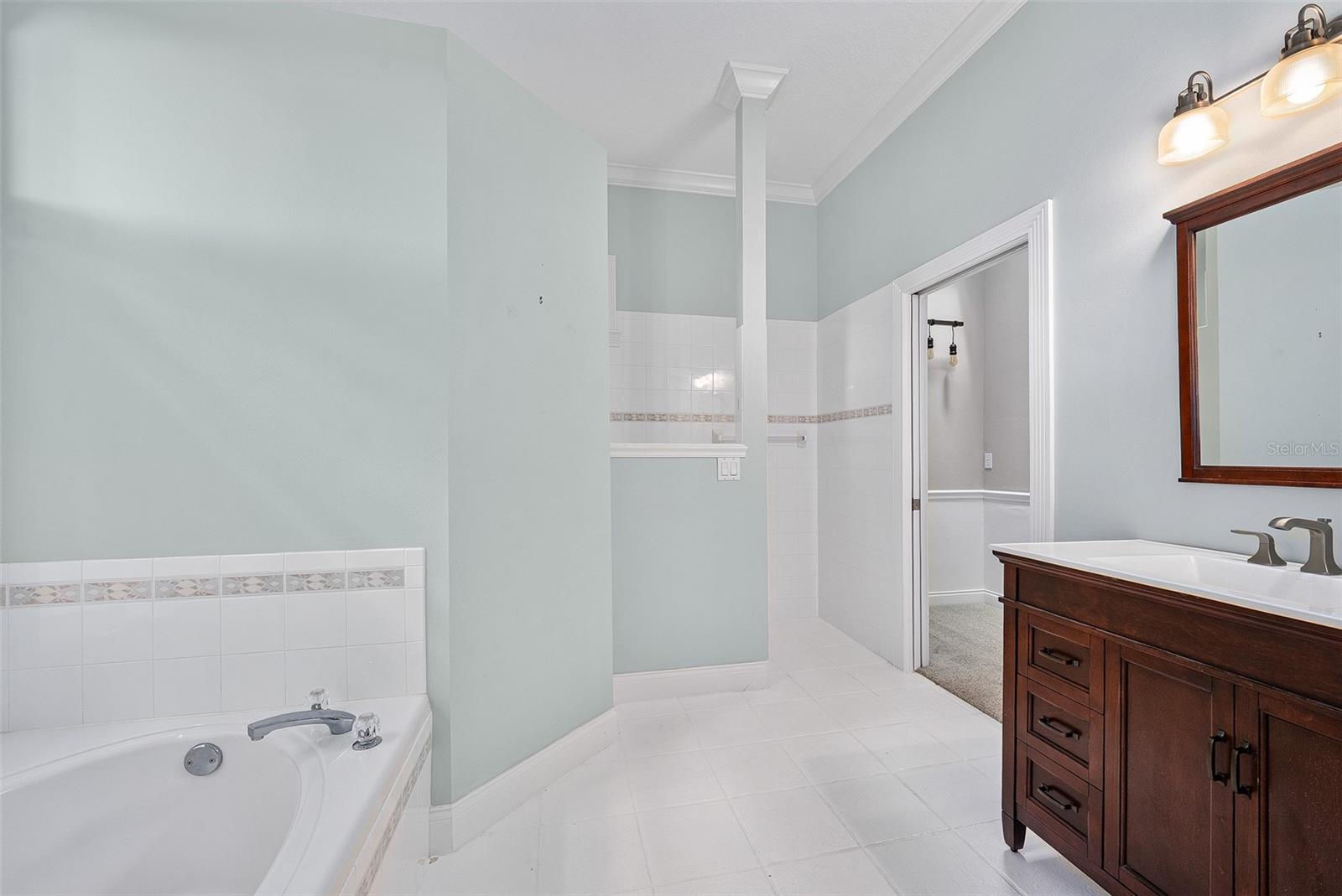 Image 23 of 62 For 2380 Narrow Way