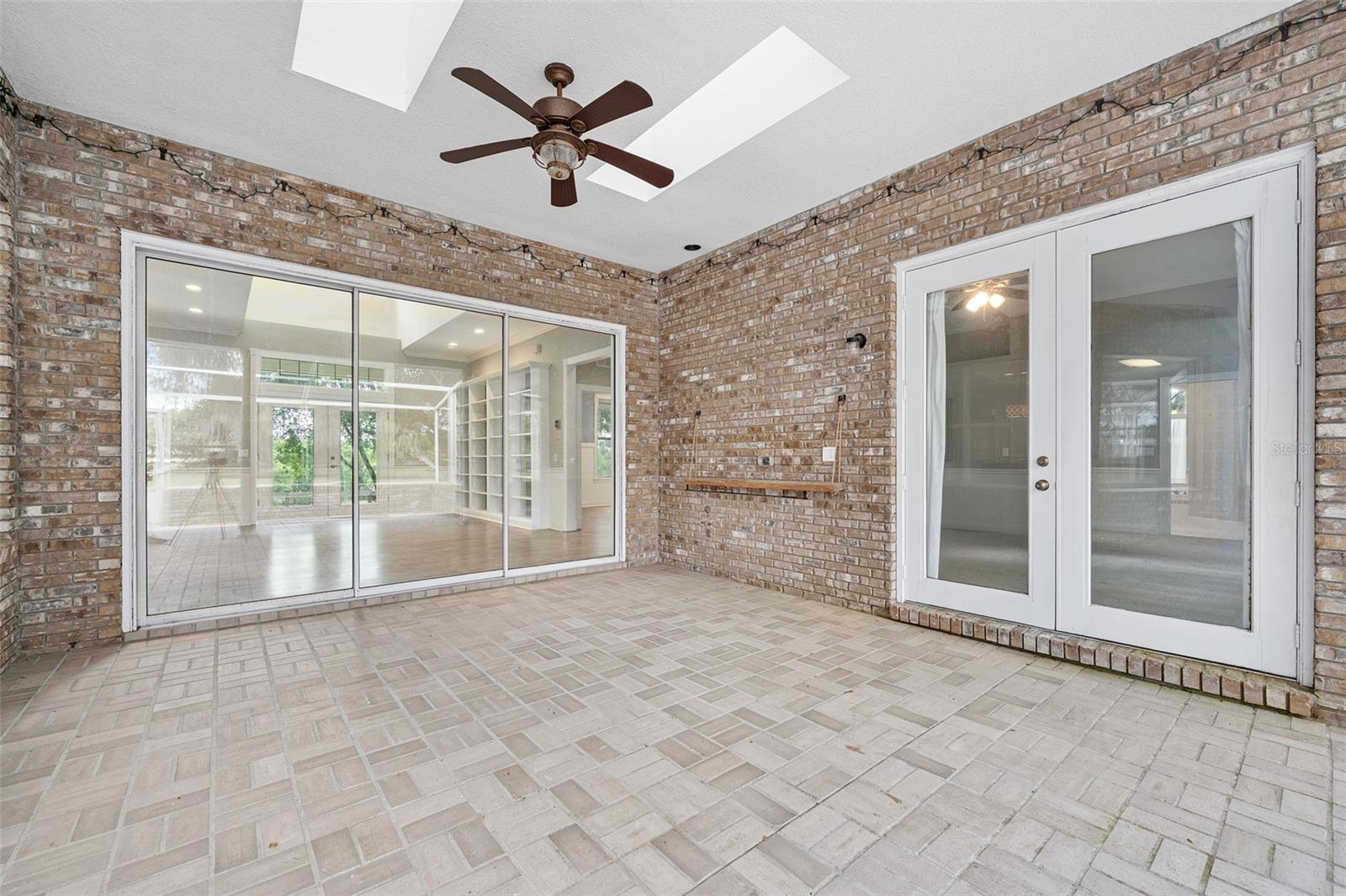 Image 32 of 62 For 2380 Narrow Way