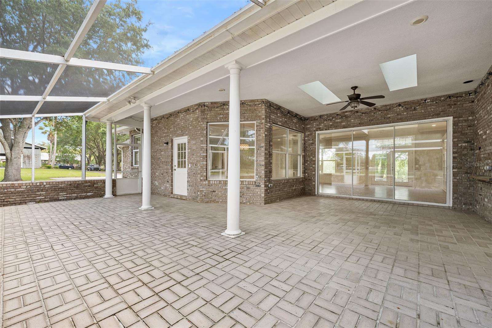 Image 33 of 62 For 2380 Narrow Way