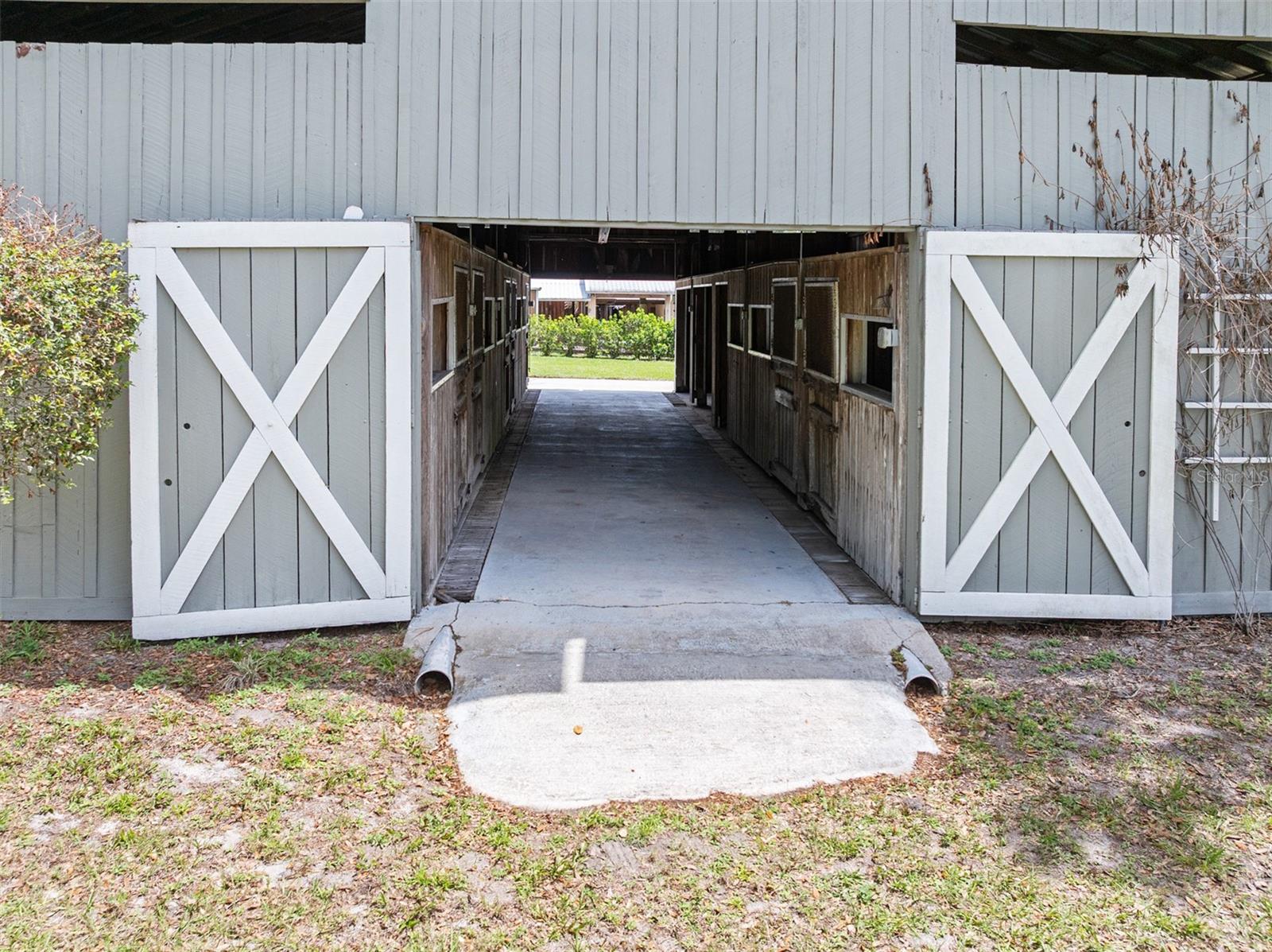 Image 37 of 62 For 2380 Narrow Way