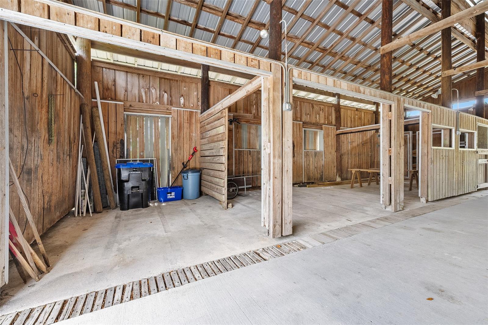 Image 41 of 62 For 2380 Narrow Way