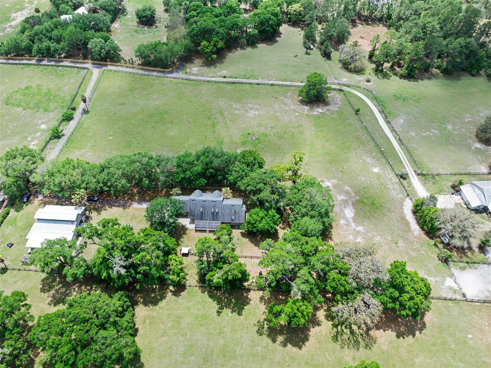 Image 58 of 62 For 2380 Narrow Way