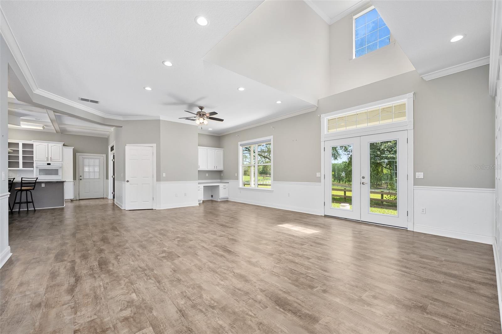 Image 7 of 62 For 2380 Narrow Way