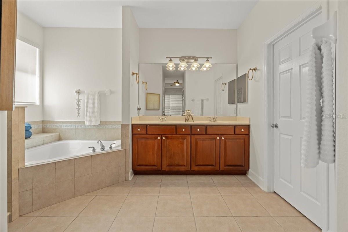 Image 25 of 49 For 118 Birchmont Drive