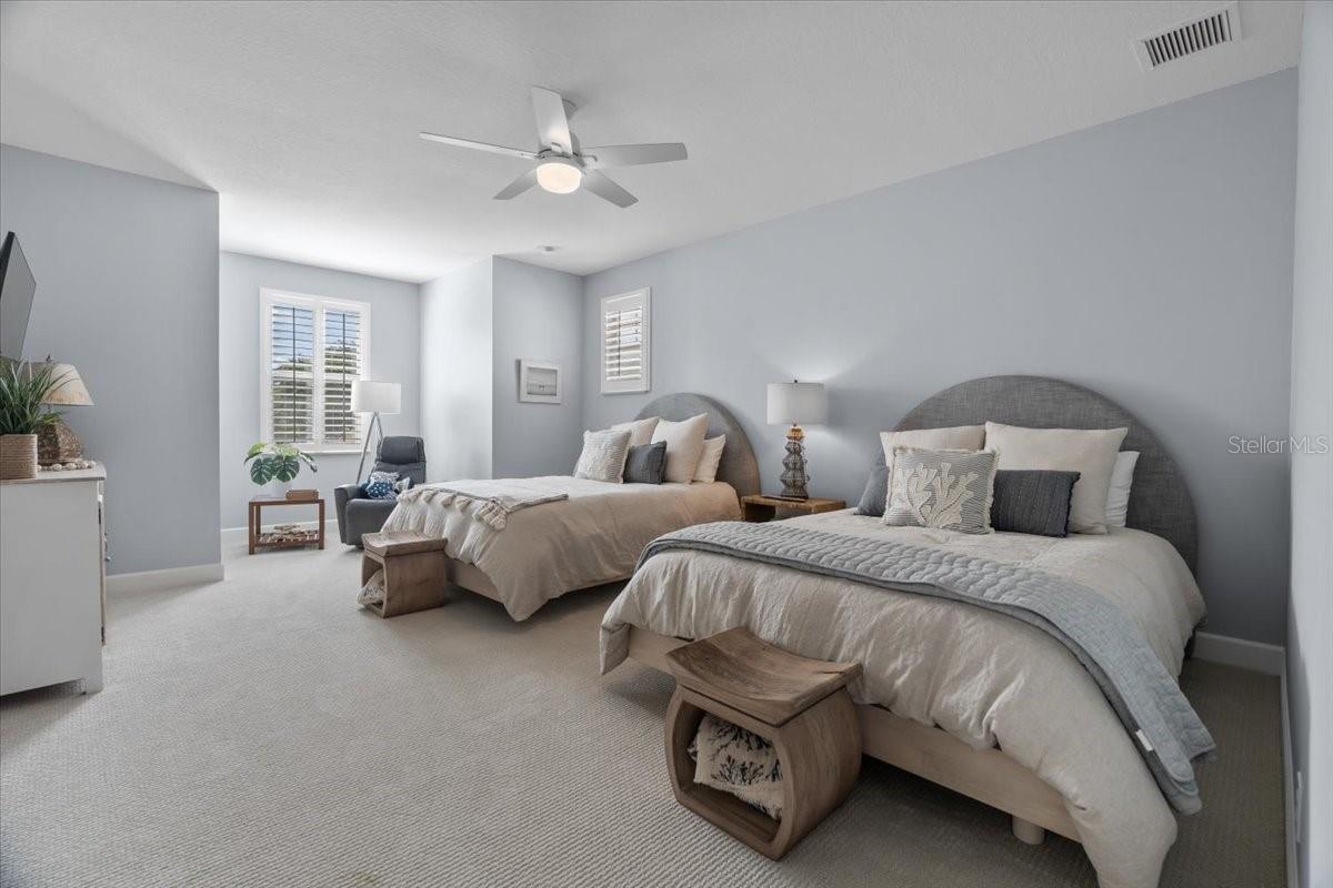 Image 29 of 49 For 118 Birchmont Drive