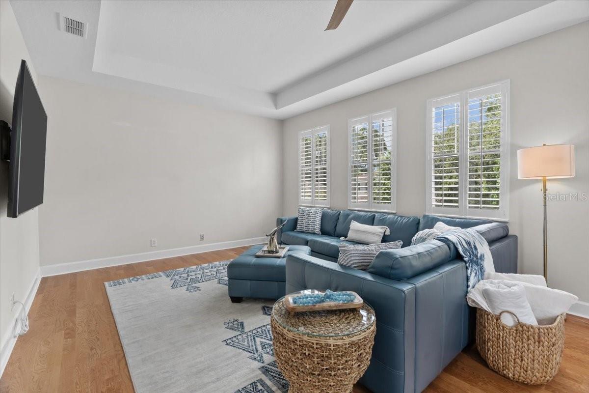 Image 32 of 49 For 118 Birchmont Drive