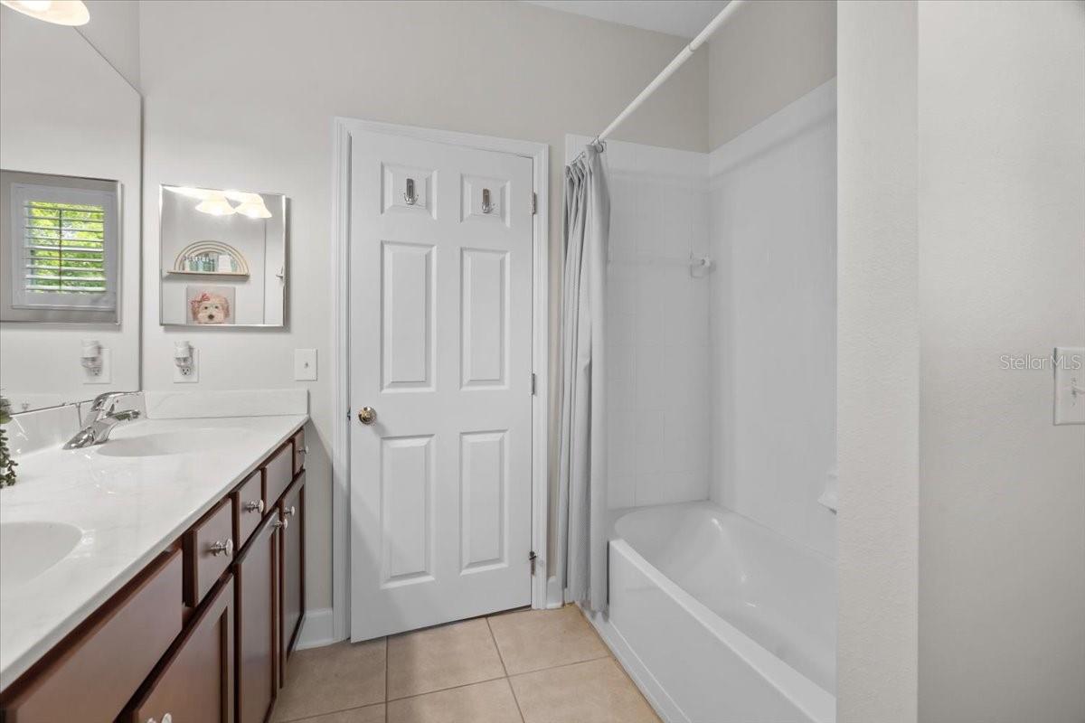 Image 39 of 49 For 118 Birchmont Drive