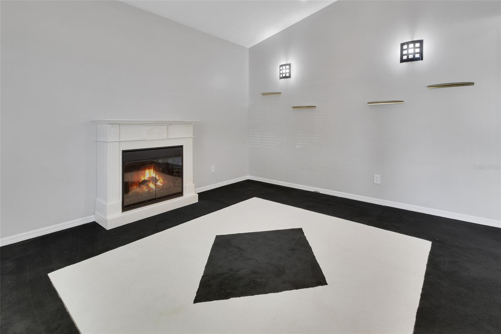 Image 10 of 51 For 13 Pleasent Hill Drive