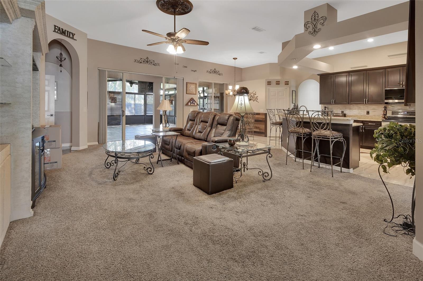 Image 14 of 51 For 13 Pleasent Hill Drive