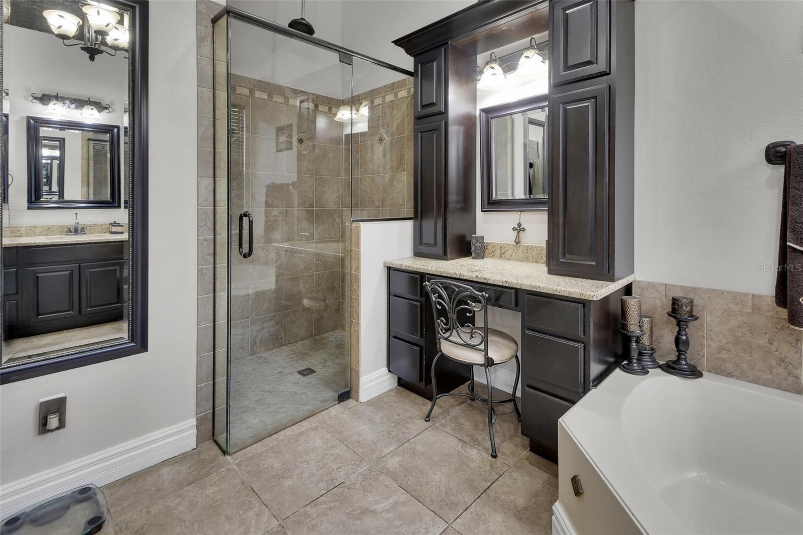 Image 32 of 51 For 13 Pleasent Hill Drive