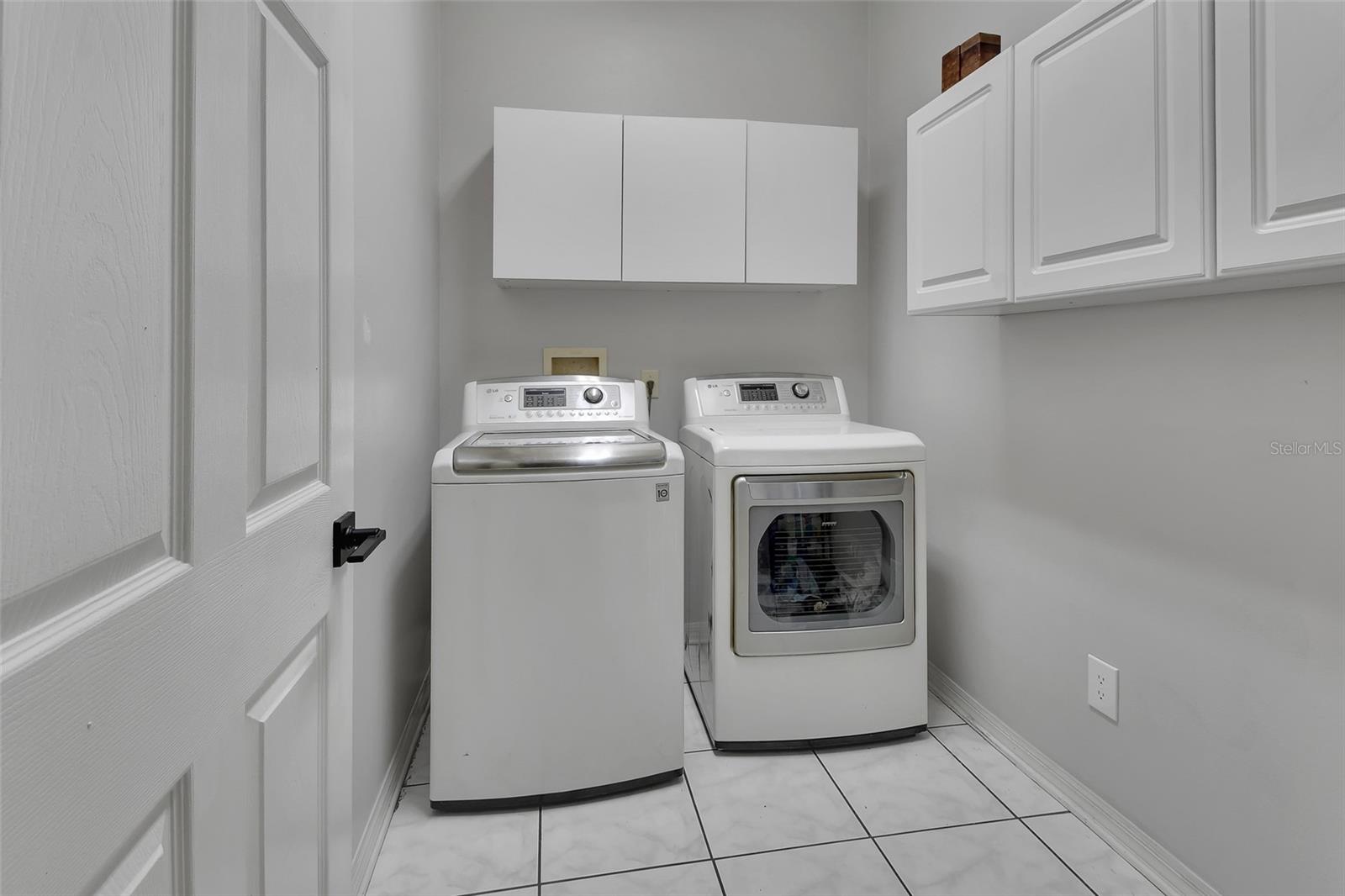 Image 41 of 51 For 13 Pleasent Hill Drive