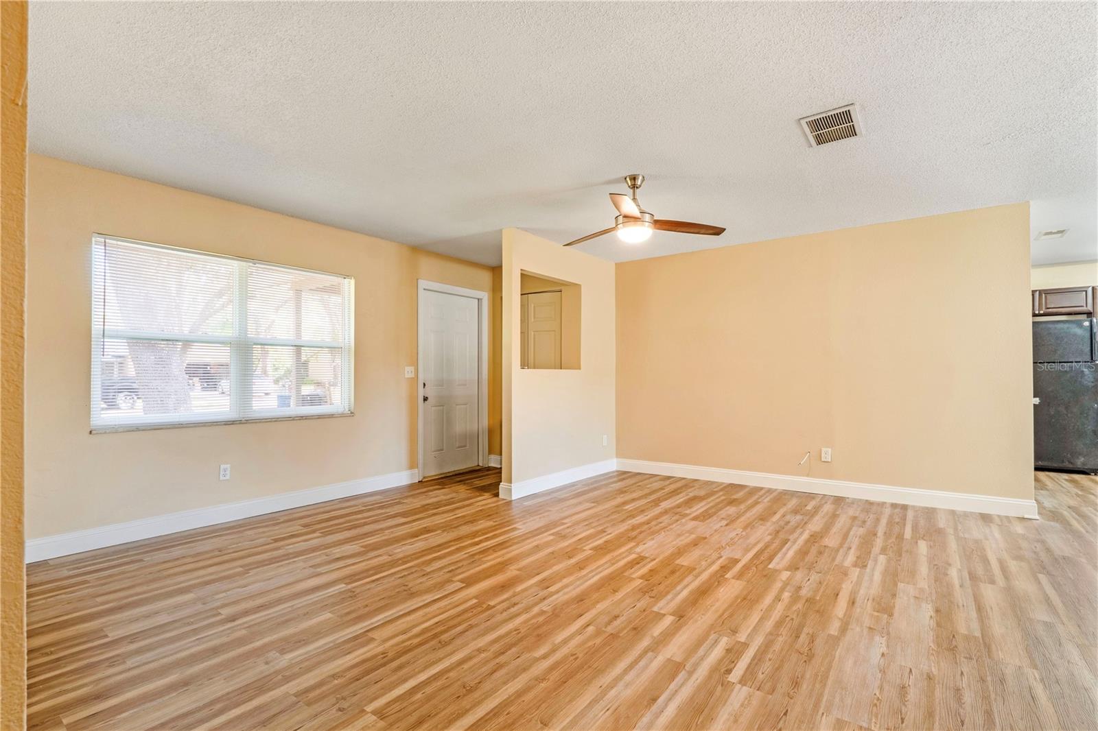 Image 3 of 22 For 1116 Helen Drive