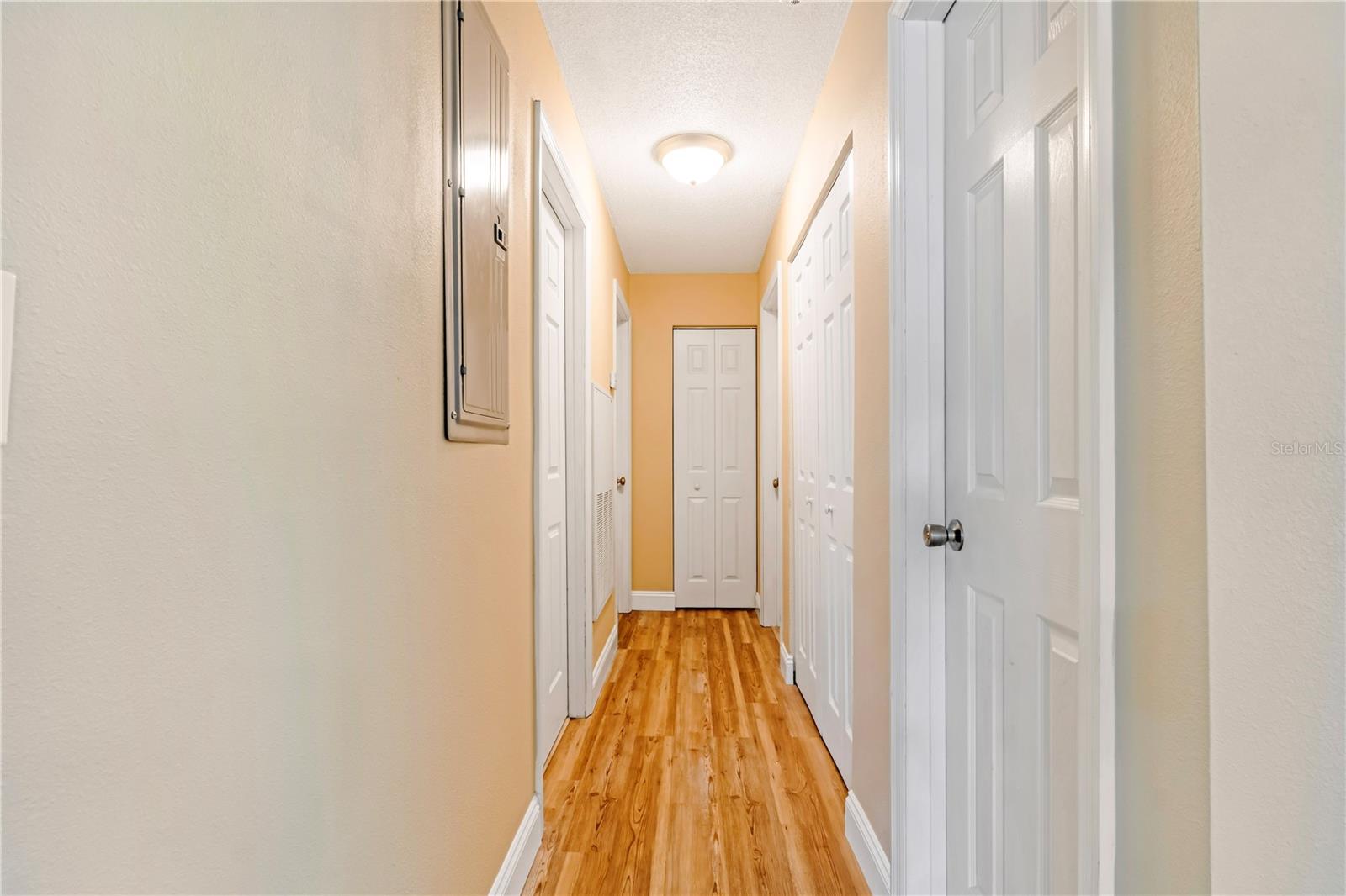 Image 7 of 22 For 1116 Helen Drive