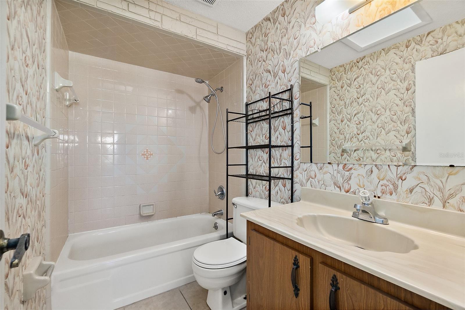 Image 16 of 28 For 977 Whiporwill Drive