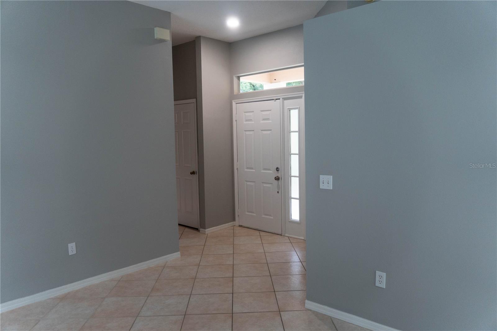 Image 12 of 71 For 1440 Finsbury Court