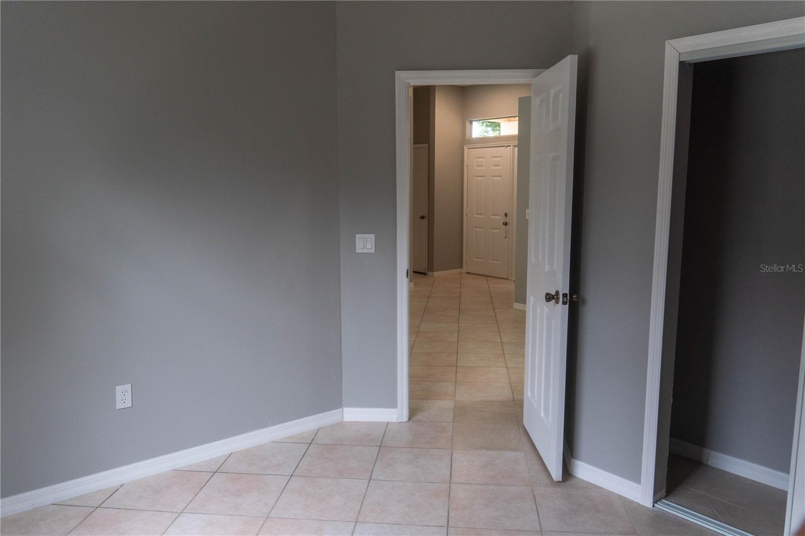 Image 23 of 71 For 1440 Finsbury Court