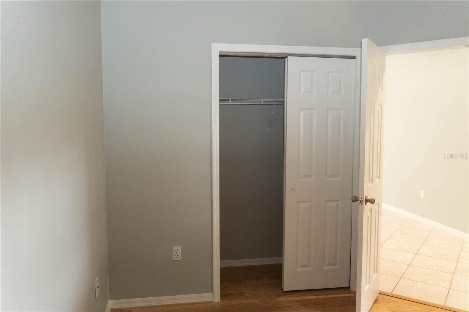 Image 53 of 71 For 1440 Finsbury Court