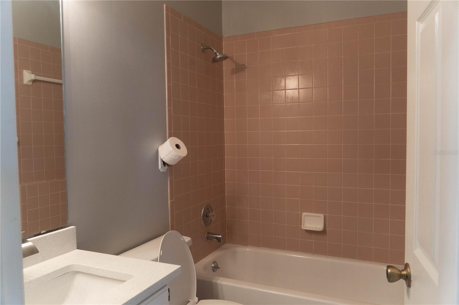 Image 55 of 71 For 1440 Finsbury Court