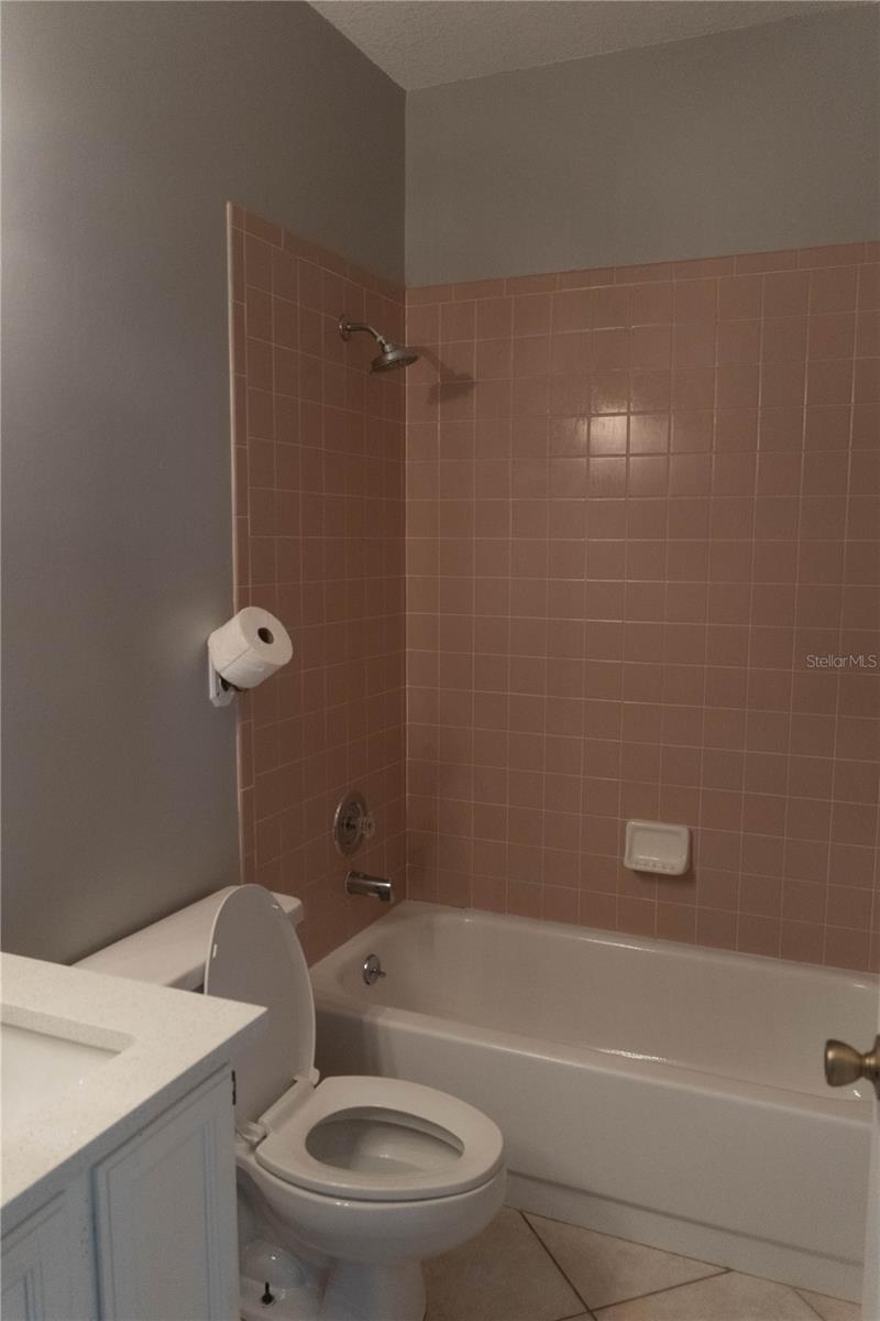 Image 56 of 71 For 1440 Finsbury Court