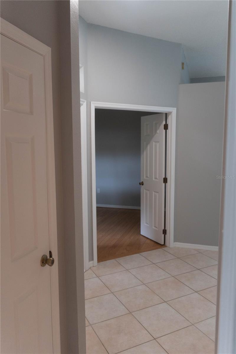 Image 67 of 71 For 1440 Finsbury Court