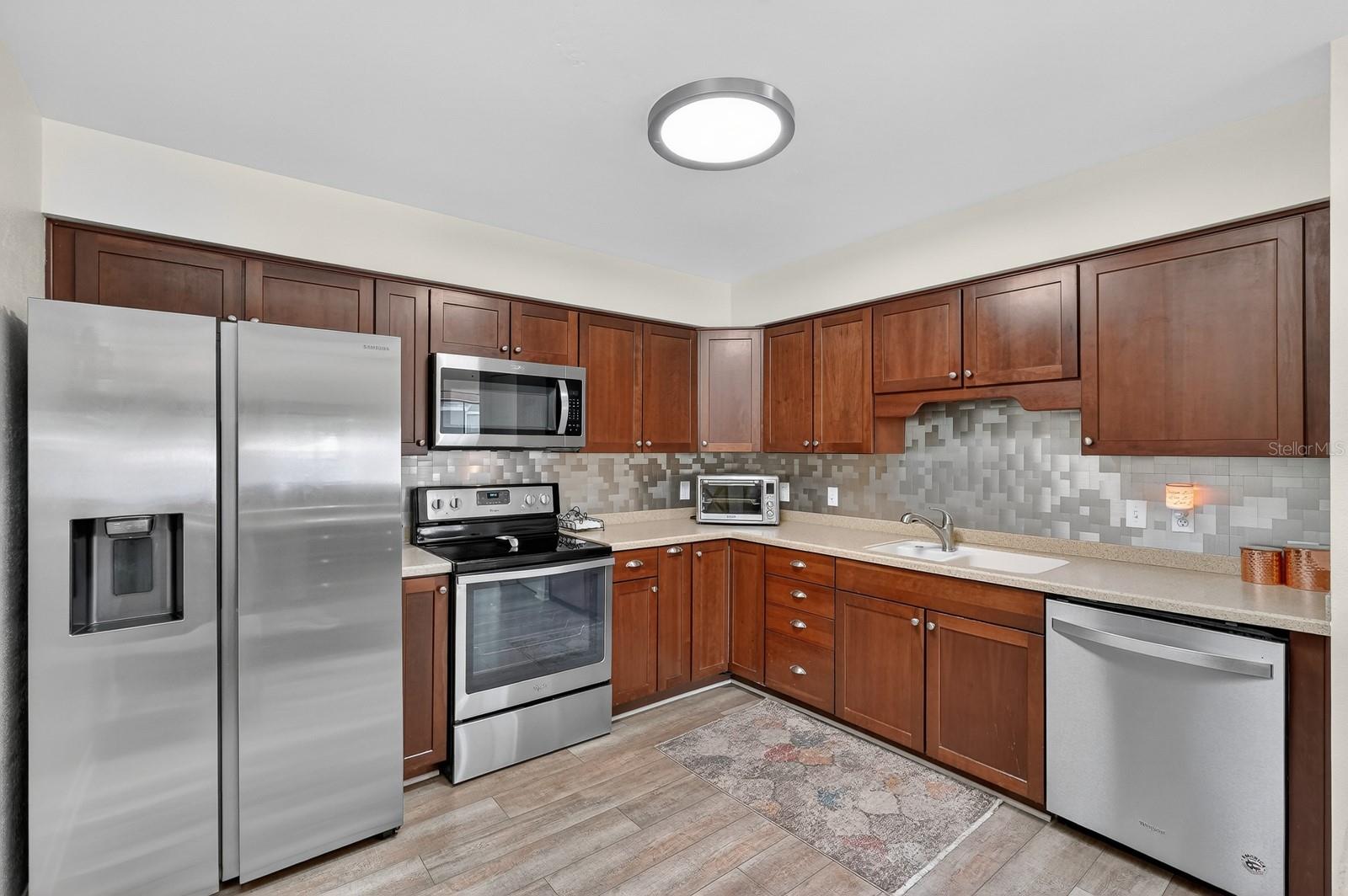 Image 2 of 52 For 537 Brown Pelican Drive