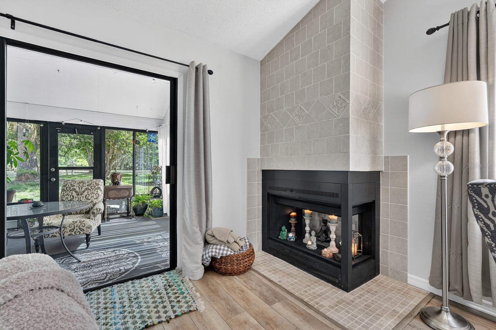 Image 5 of 52 For 537 Brown Pelican Drive