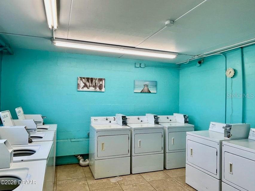 Image 25 of 28 For 2711 Halifax Avenue 374