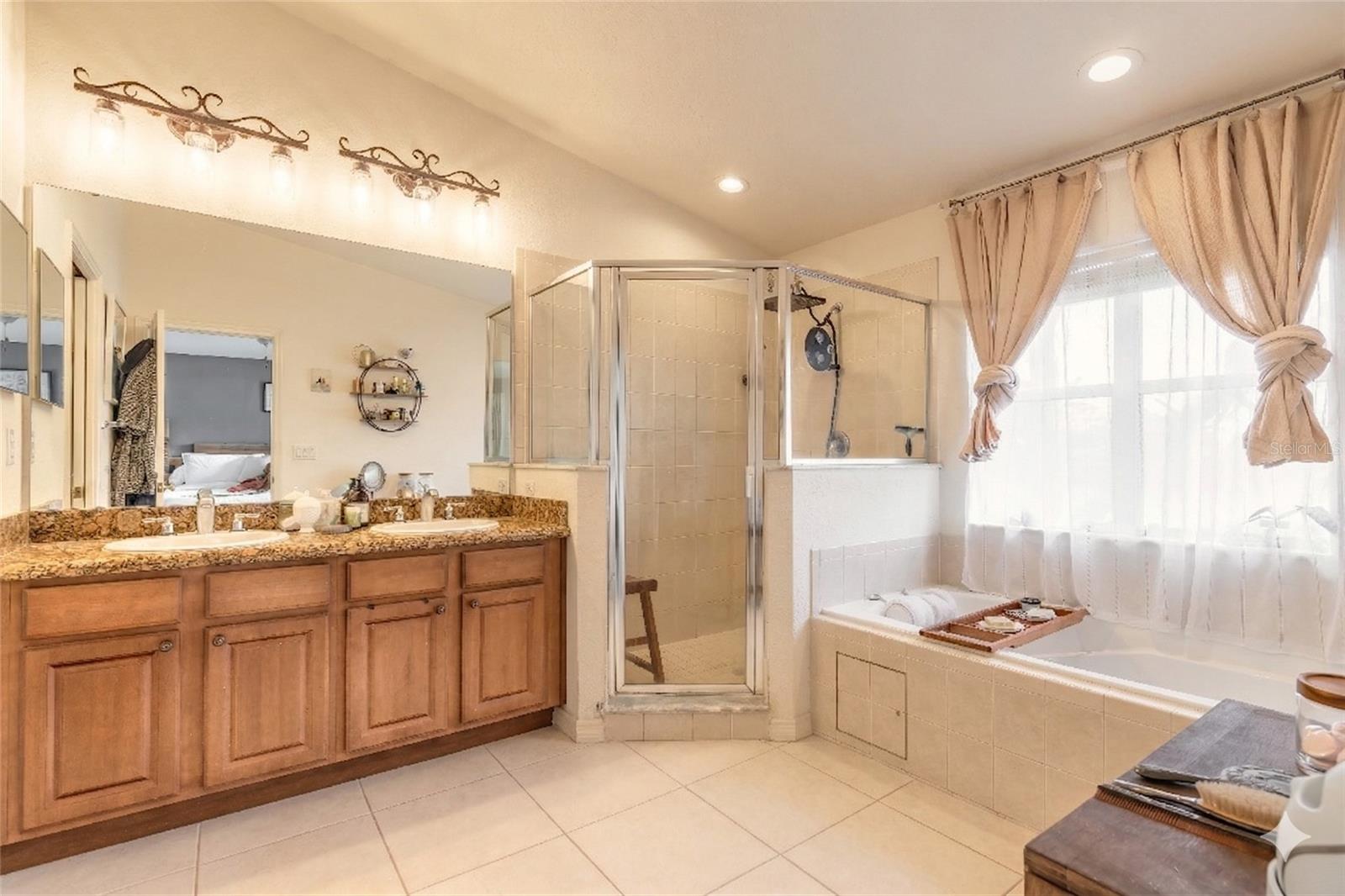 Image 11 of 44 For 135 Grey Widgeon Court