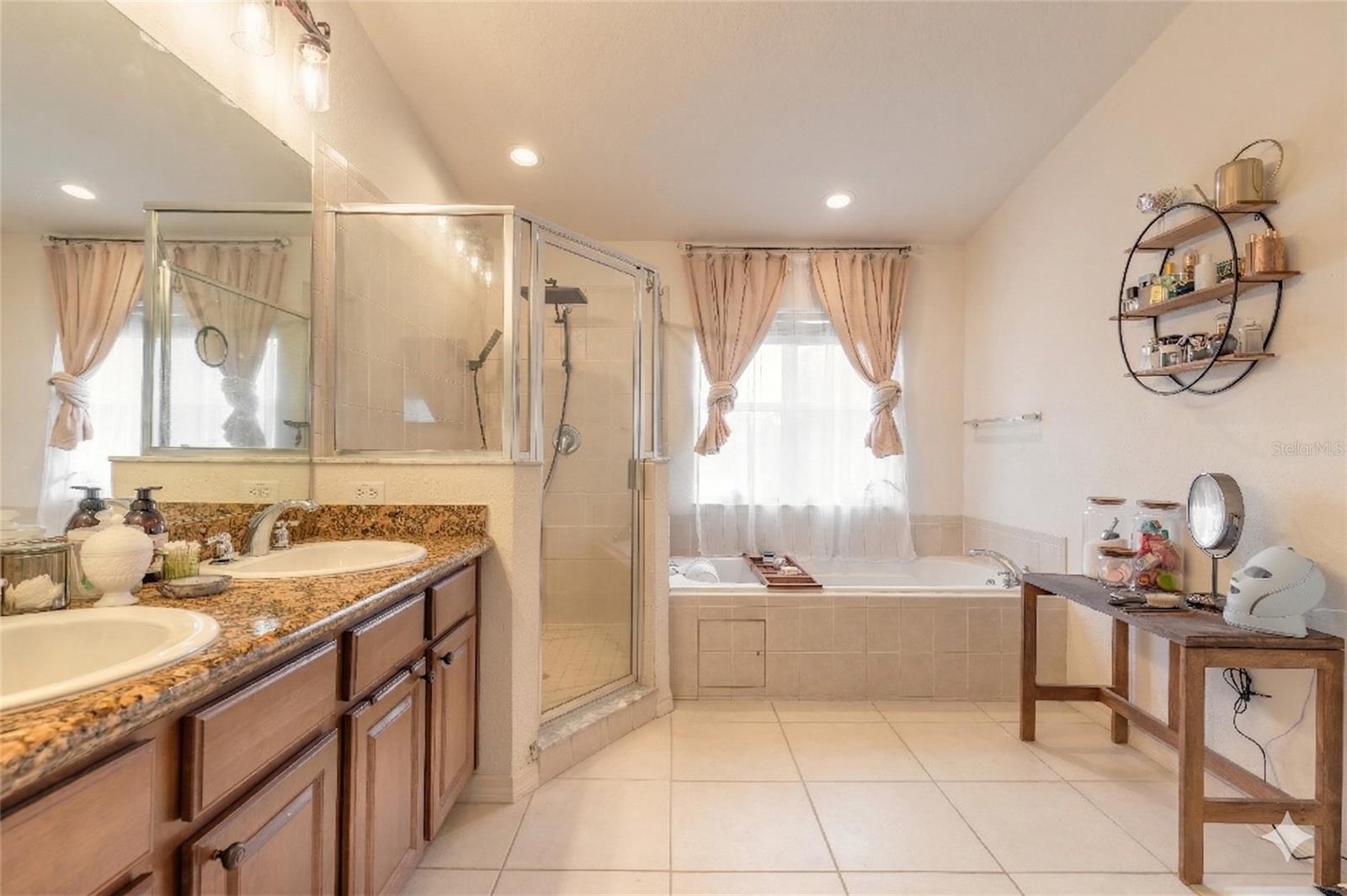 Image 12 of 44 For 135 Grey Widgeon Court