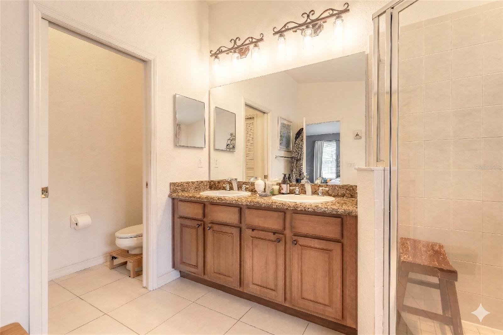 Image 13 of 44 For 135 Grey Widgeon Court