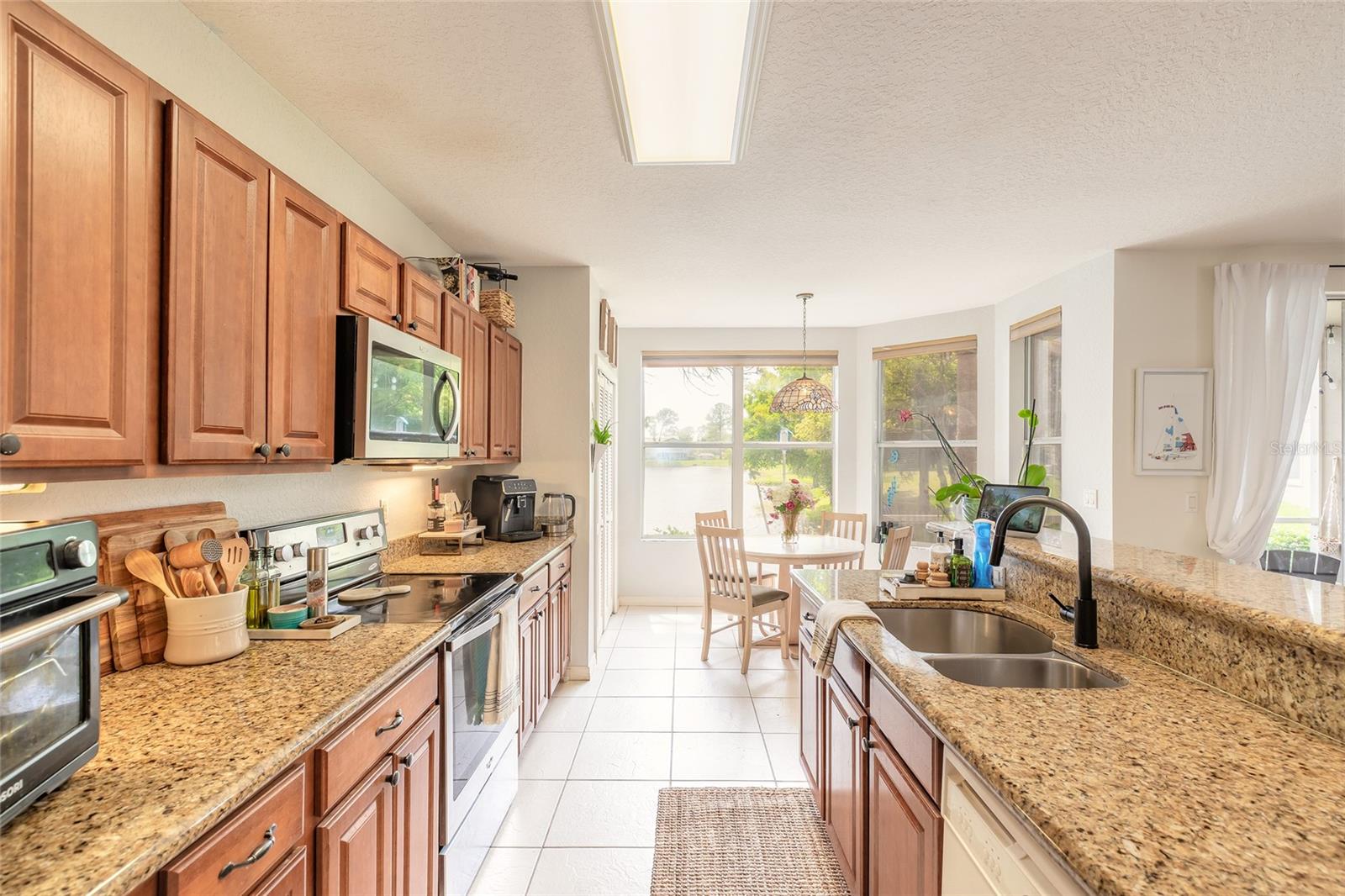 Image 7 of 44 For 135 Grey Widgeon Court