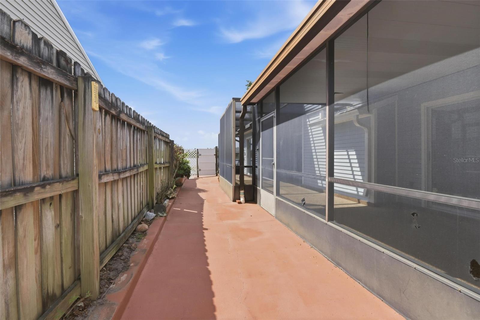 Image 30 of 61 For 158 Northshore Cir