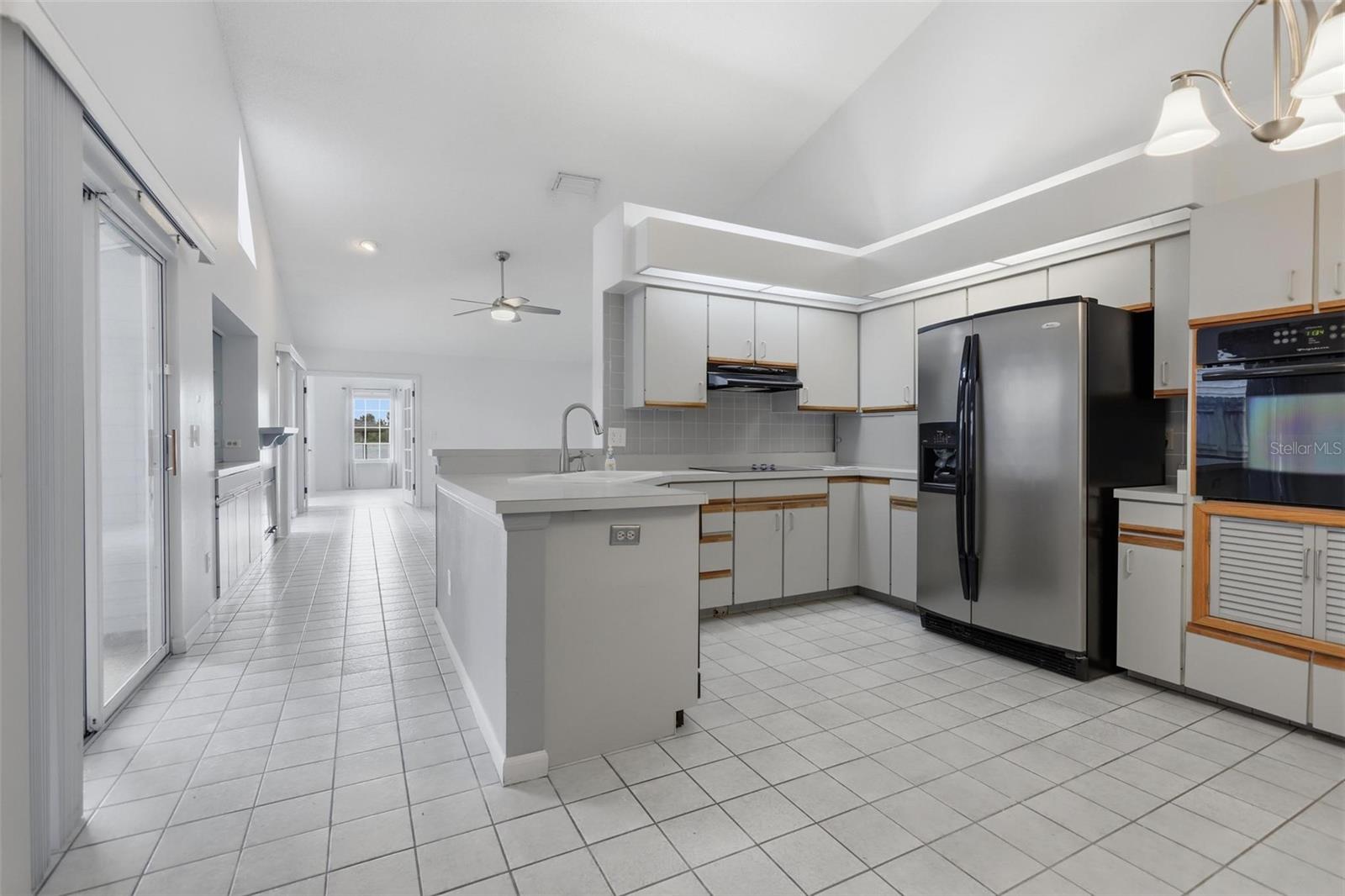 Image 7 of 61 For 158 Northshore Cir