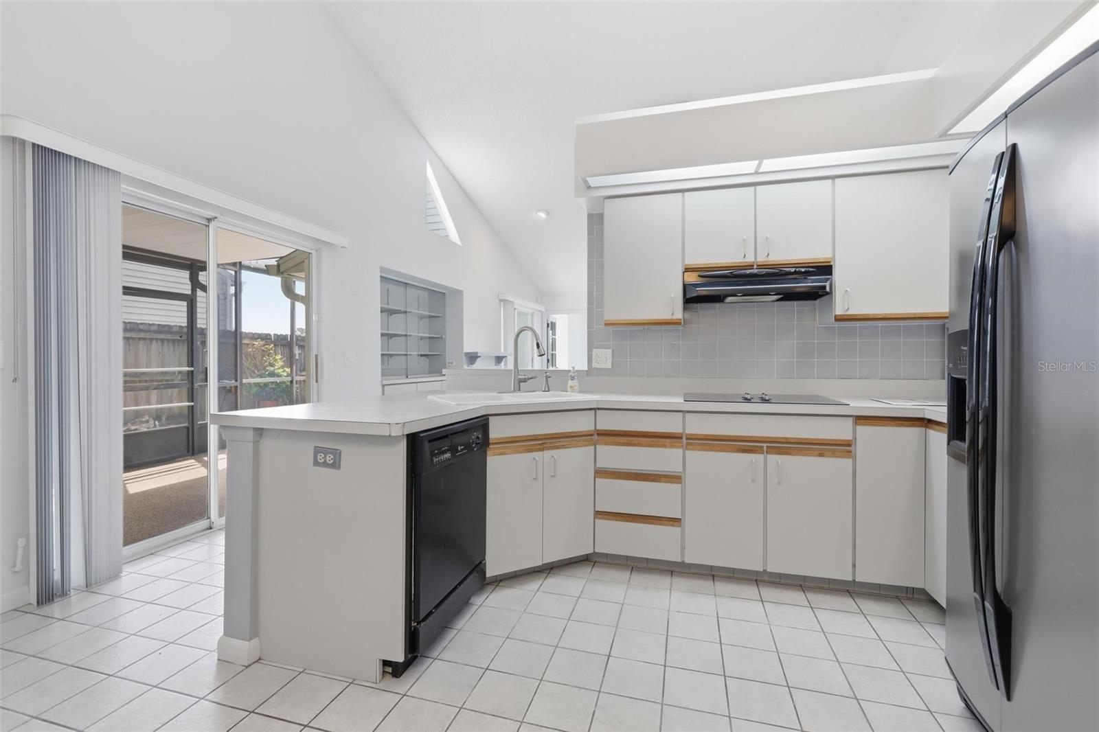 Image 9 of 61 For 158 Northshore Cir