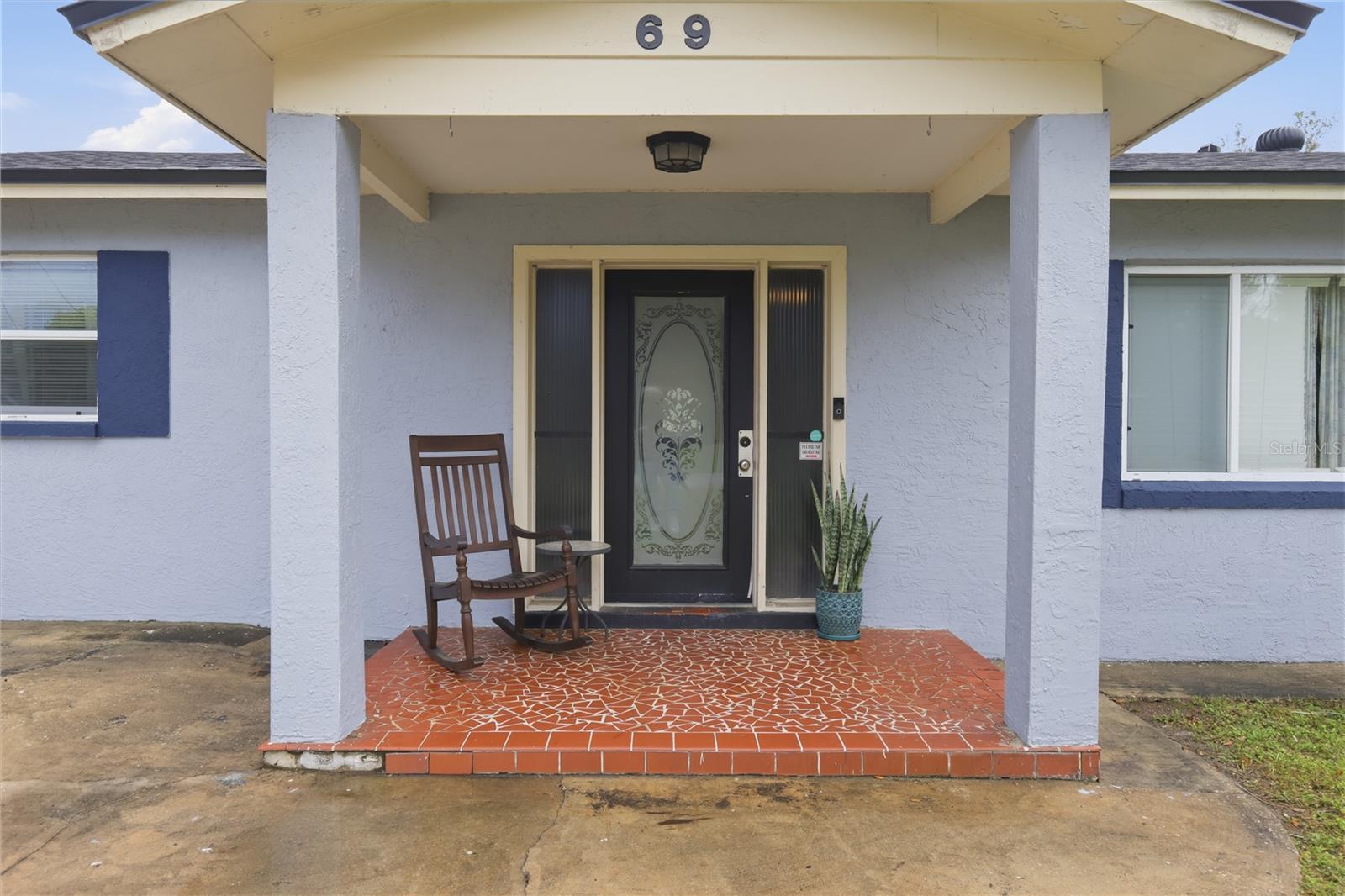 Image 3 of 29 For 69 Crystal Drive