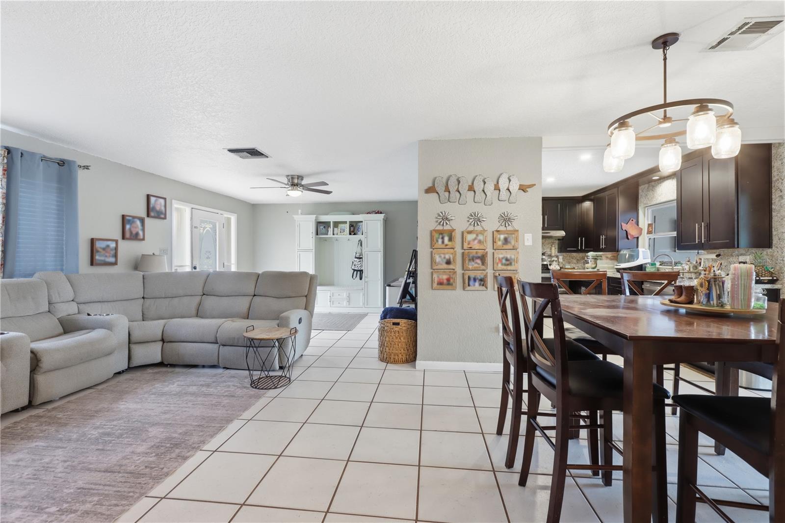 Image 7 of 29 For 69 Crystal Drive