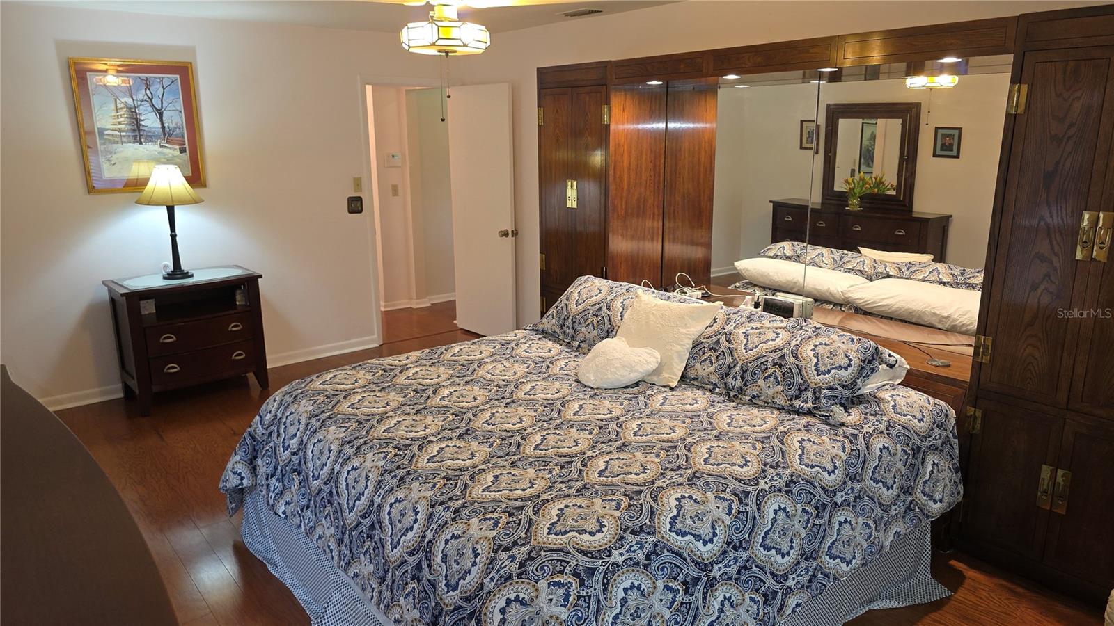 Image 25 of 51 For 1024 Club House Boulevard