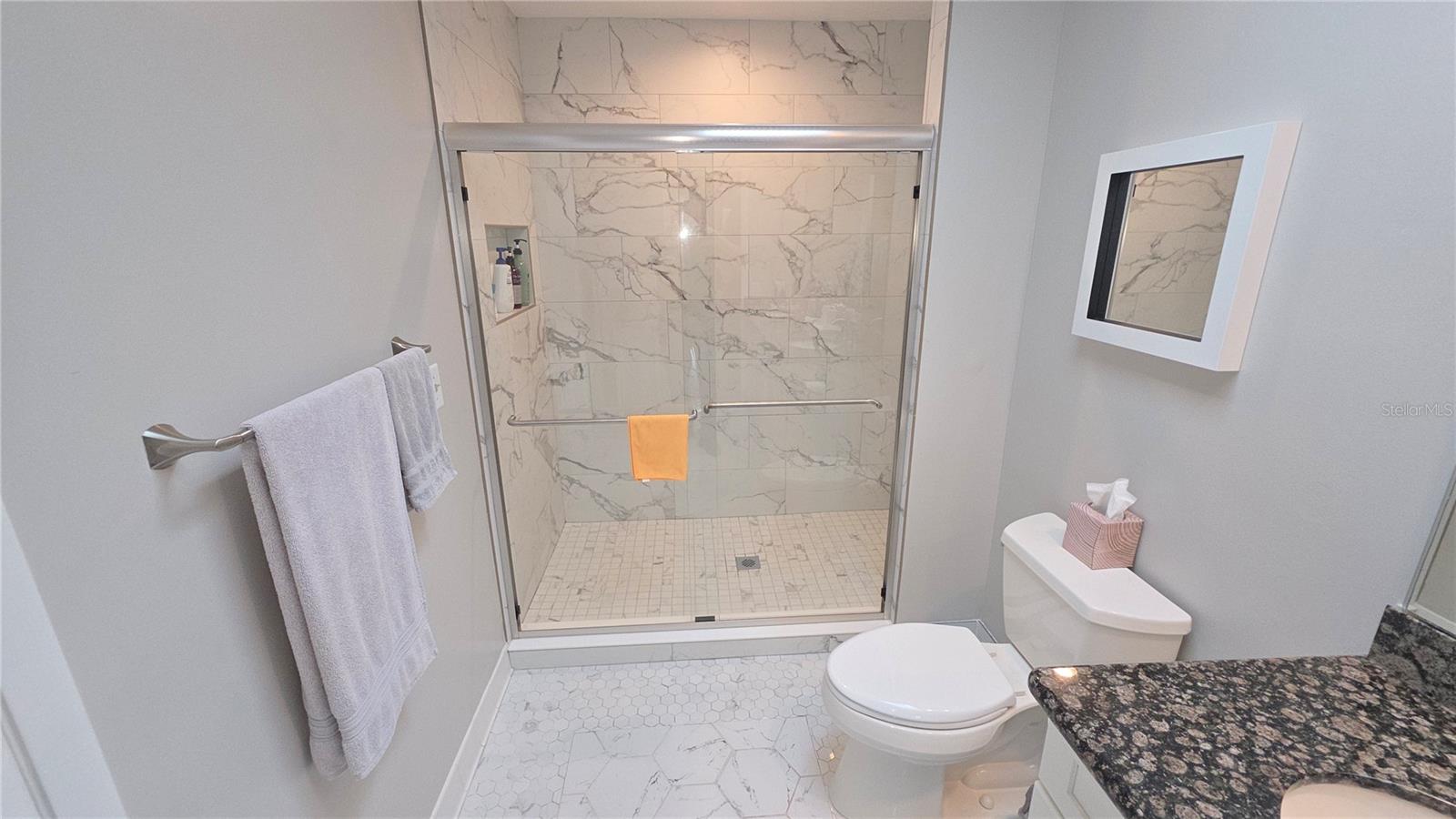 Image 30 of 51 For 1024 Club House Boulevard