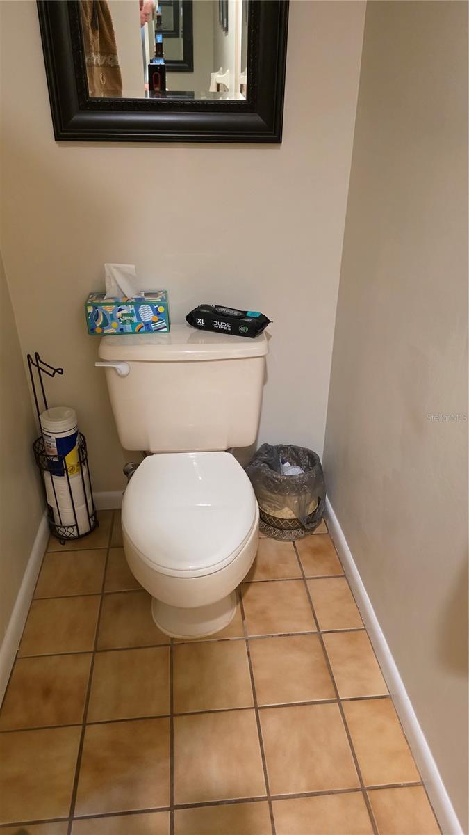 Image 38 of 51 For 1024 Club House Boulevard