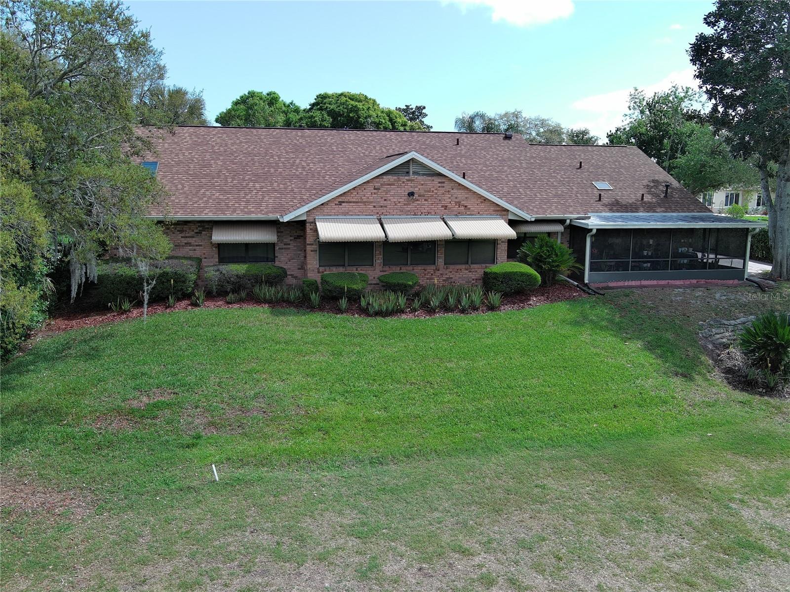 Image 45 of 51 For 1024 Club House Boulevard