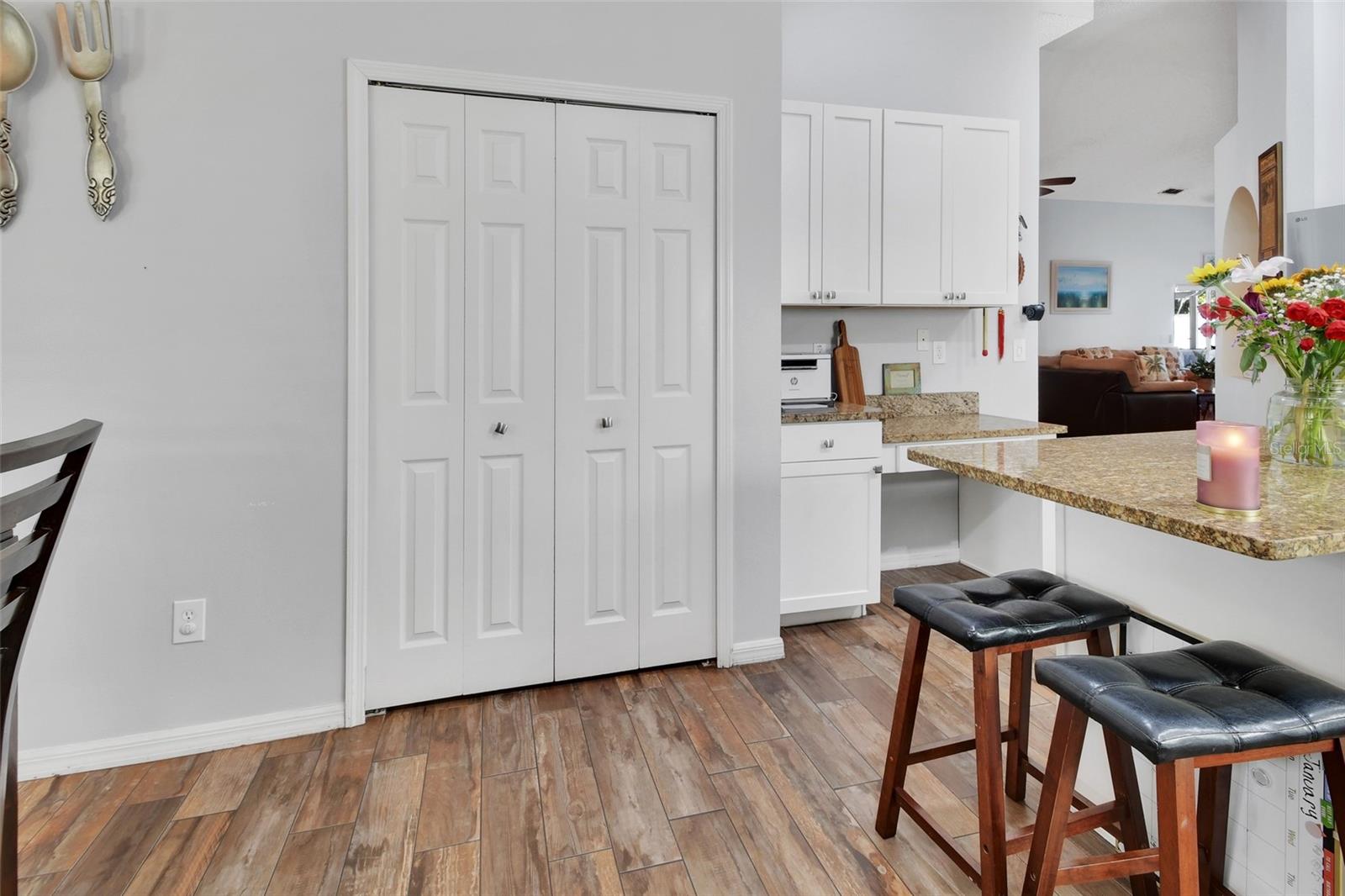 Image 11 of 32 For 611 Placid Run