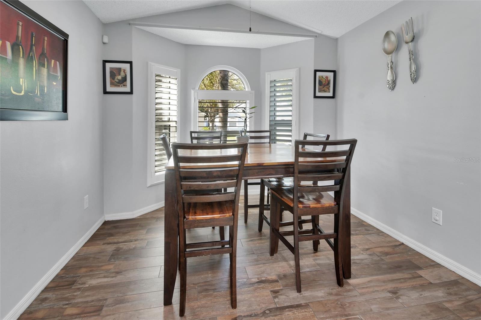 Image 12 of 32 For 611 Placid Run