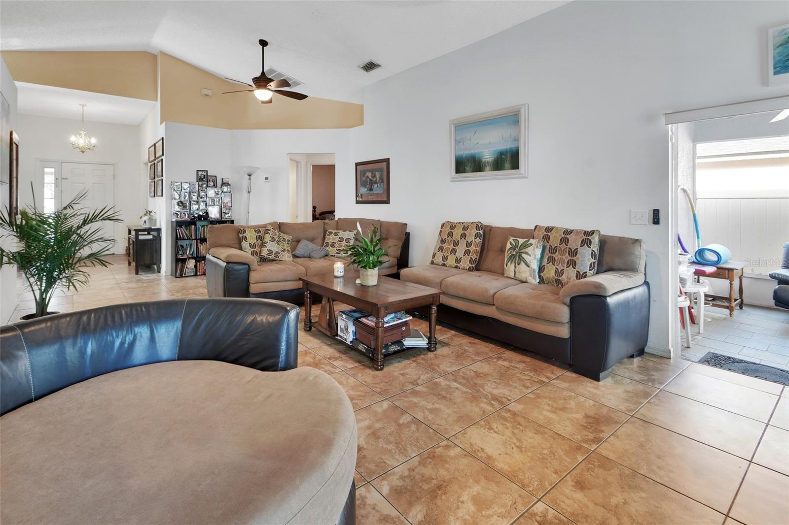 Image 5 of 32 For 611 Placid Run