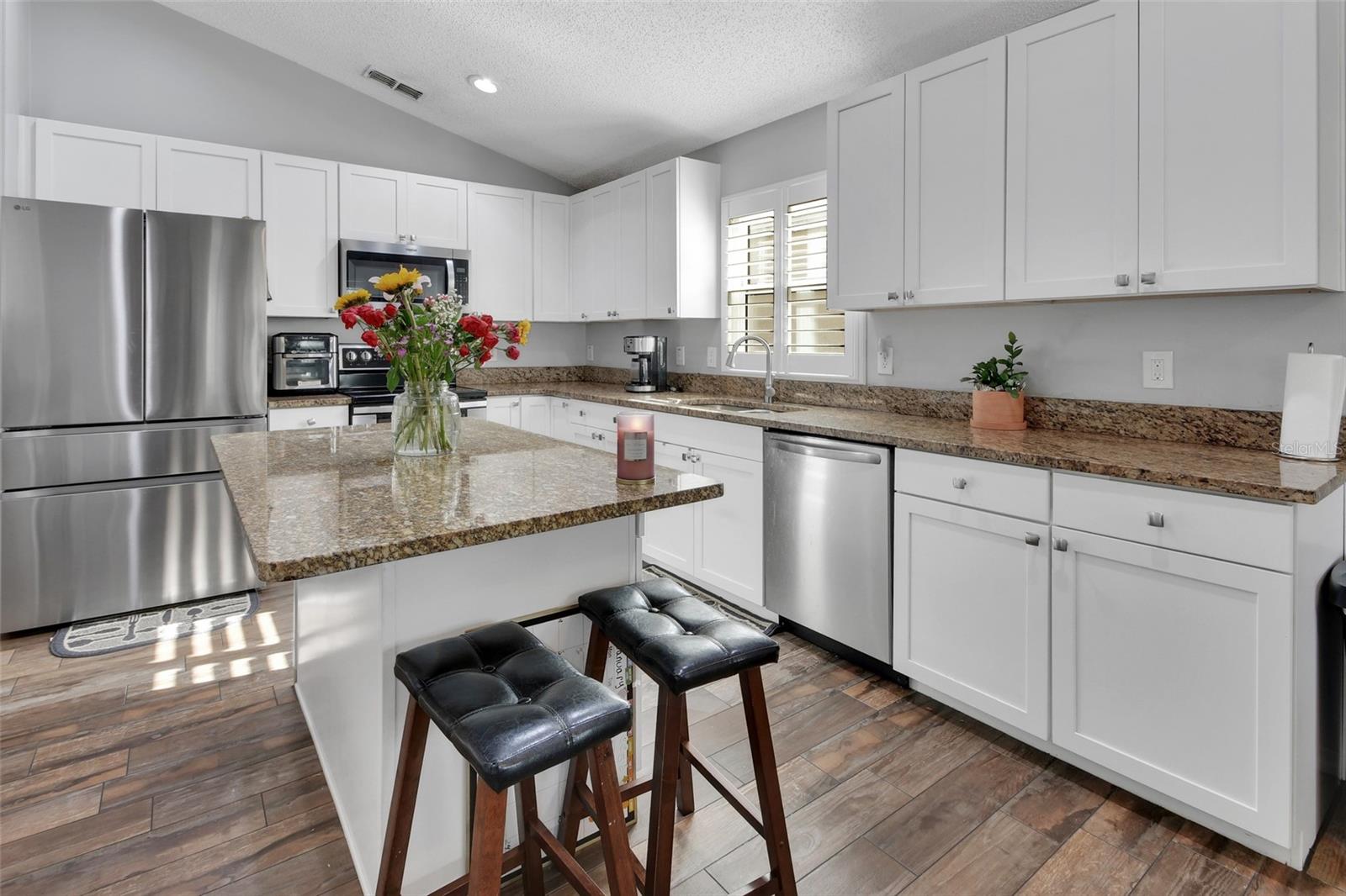 Image 9 of 32 For 611 Placid Run