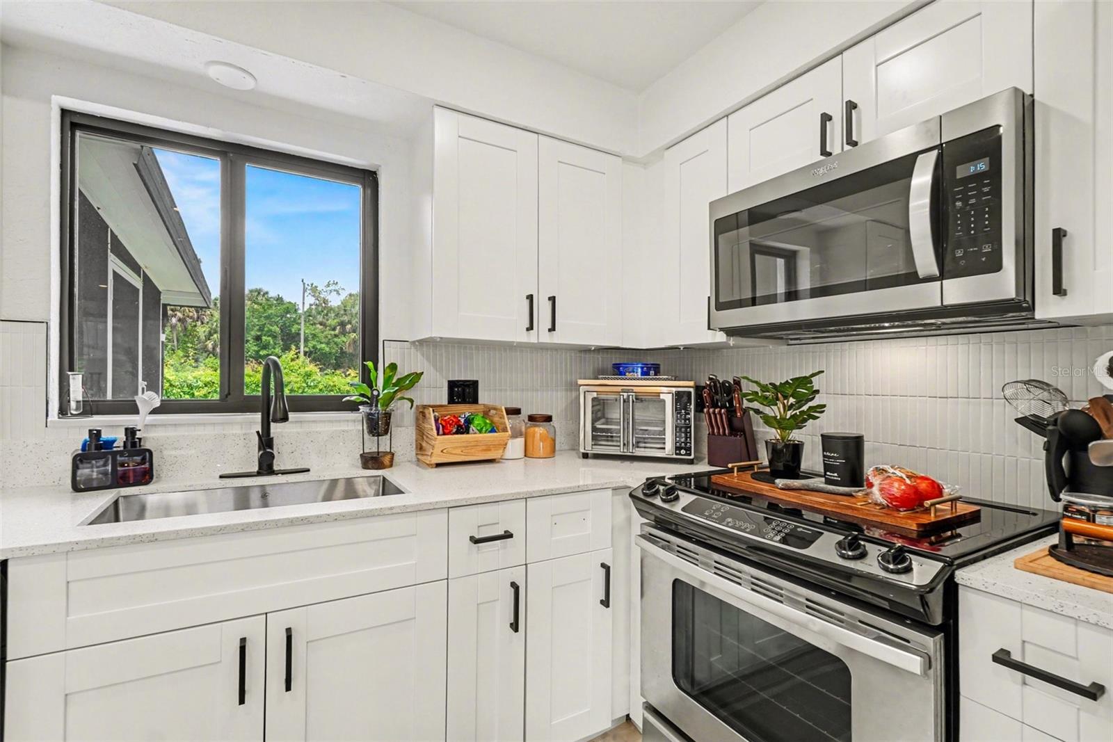 Image 15 of 48 For 73 Cardinal Drive