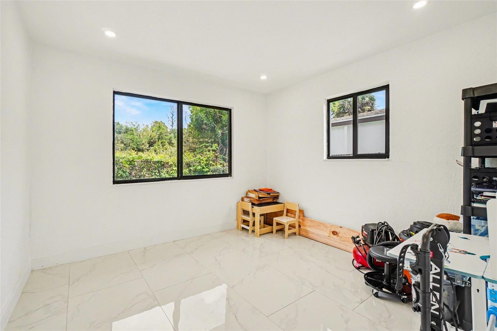 Image 30 of 48 For 73 Cardinal Drive