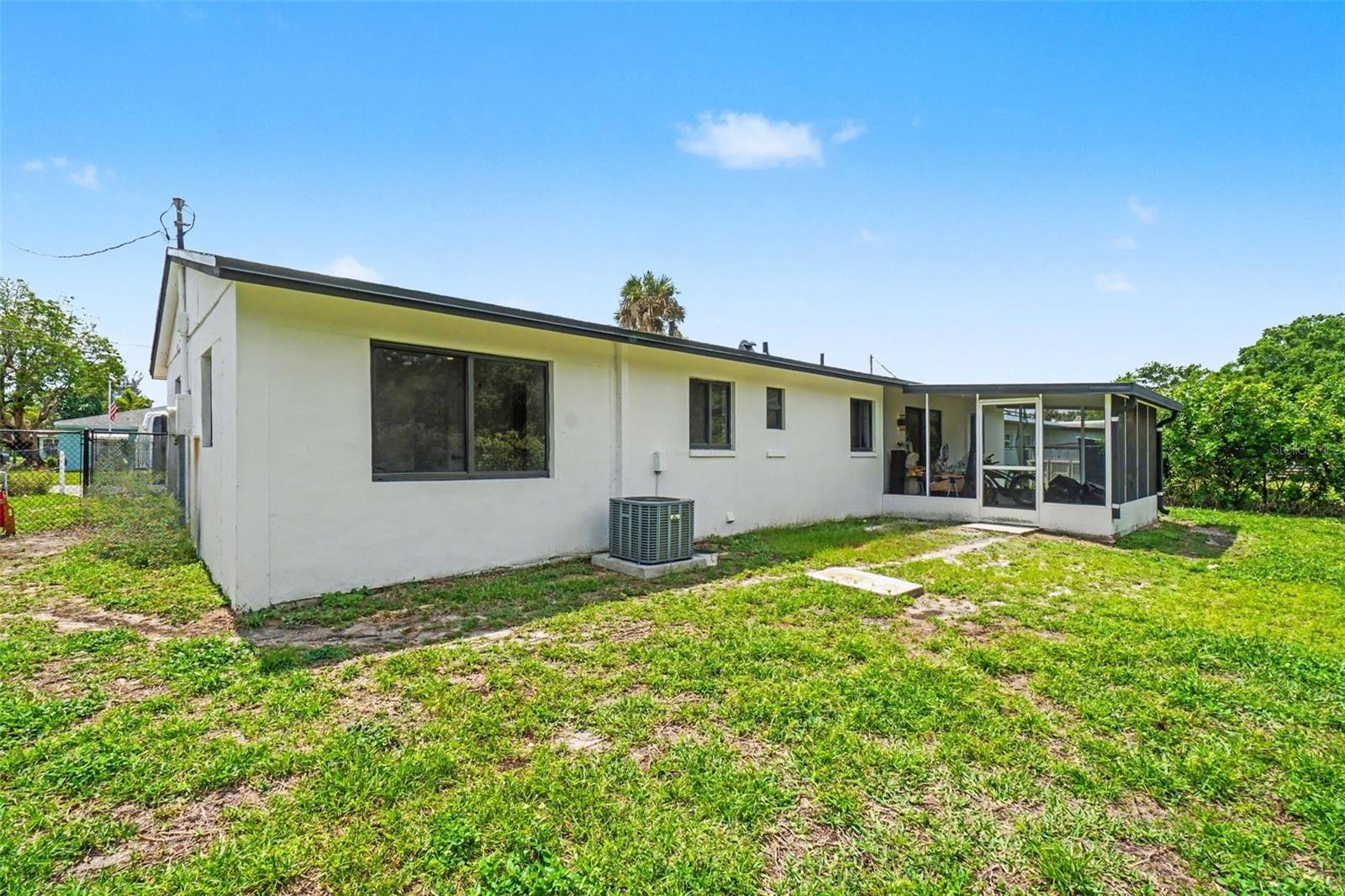 Image 37 of 48 For 73 Cardinal Drive